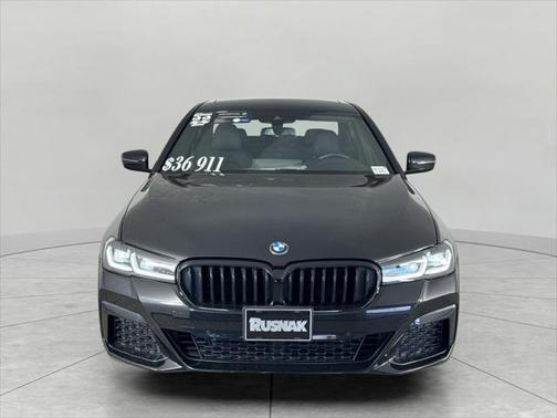 2022 BMW 530 i