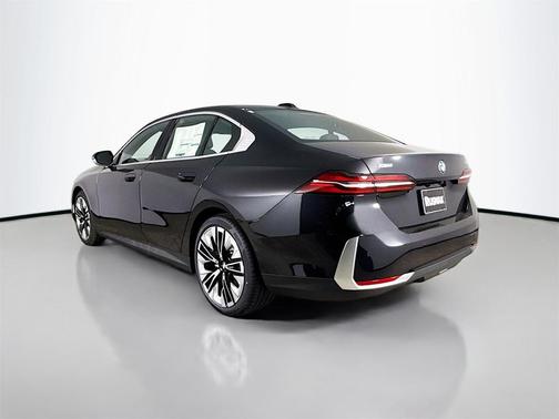 2026 BMW 540 i xDrive
