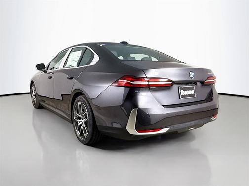 2026 BMW i5 eDrive40