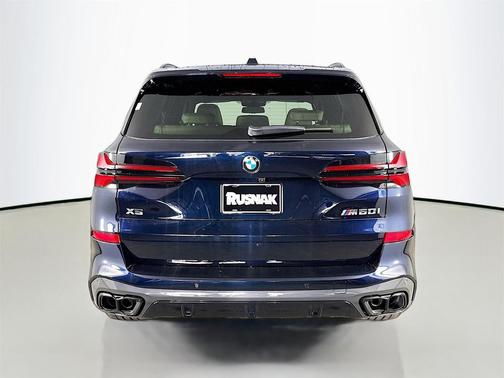 2026 BMW X5 M60i