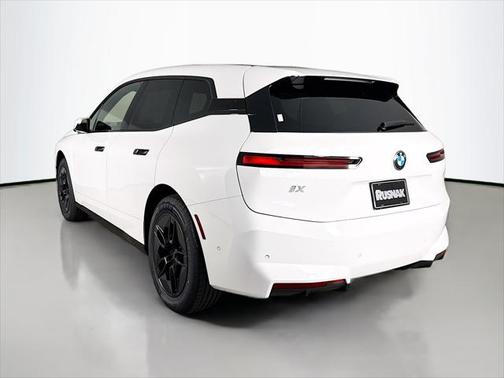 2026 BMW iX xDrive60