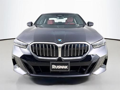 2025 BMW 530 i