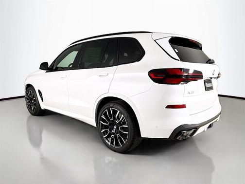 2026 BMW X5 PHEV xDrive50e