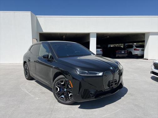 2025 BMW iX xDrive50