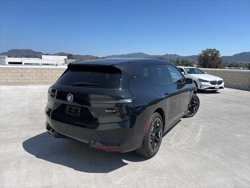 2025 BMW iX xDrive50