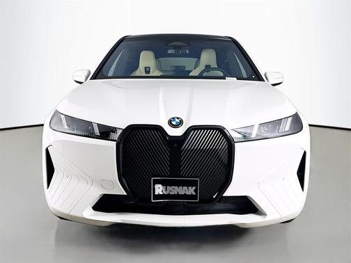 2026 BMW iX xDrive45