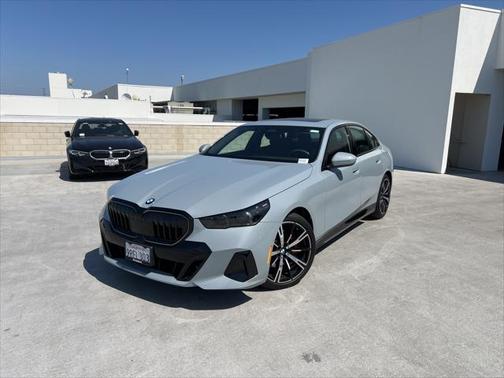2024 BMW 530 i