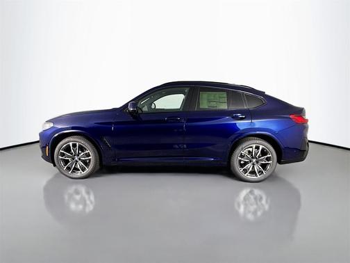 2025 BMW X4 xDrive30i