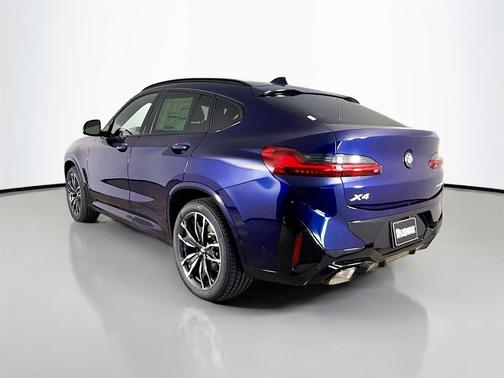 2025 BMW X4 xDrive30i