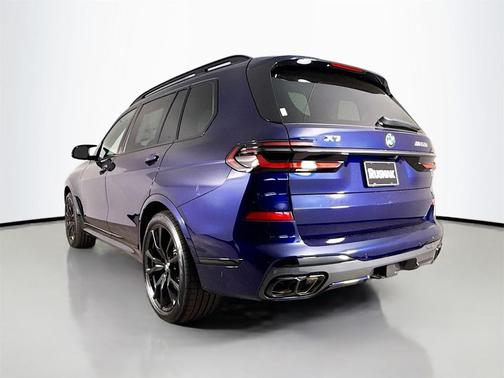 2026 BMW X7 M60i
