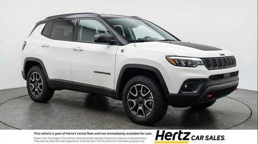 Bright White Clearcoat 2025 Jeep Compass Trailhawk