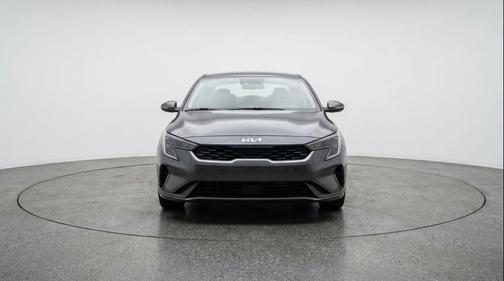Interstellar Gray 2025 Kia K4 LXS