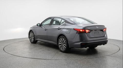Gun Metallic 2025 Nissan Altima SV FWD
