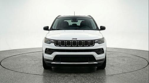 Bright White Clearcoat 2025 Jeep Compass Limited