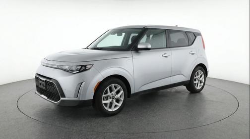 Steel Gray 2025 Kia Soul LX