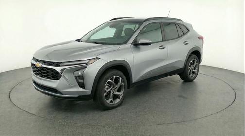 Sterling Gray Metallic 2025 Chevrolet Trax LT