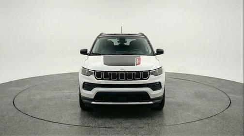 Bright White Clearcoat 2025 Jeep Compass Trailhawk