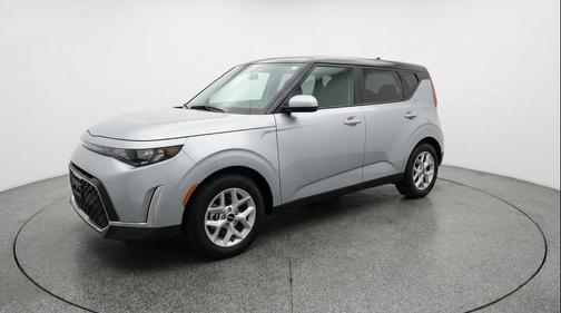 Steel Gray 2025 Kia Soul LX