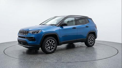 Hydro Blue Pearlcoat 2025 Jeep Compass Trailhawk