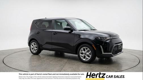 Fusion Black 2025 Kia Soul LX