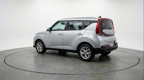 Steel Gray 2025 Kia Soul LX