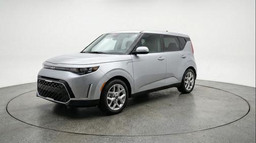Steel Gray 2025 Kia Soul LX