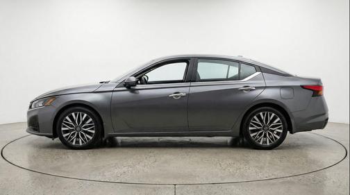 Gun Metallic 2025 Nissan Altima SV FWD