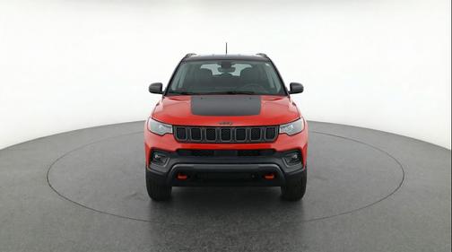Red Hot Pearlcoat 2025 Jeep Compass Trailhawk