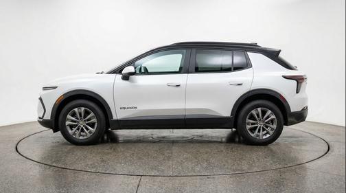 Summit White 2025 Chevrolet Equinox 1LT