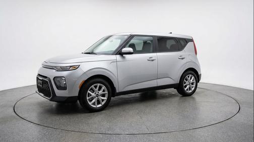 Steel Gray 2025 Kia Soul LX