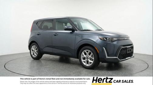 Gravity Gray 2025 Kia Soul LX