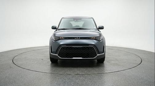 Gravity Gray 2025 Kia Soul LX
