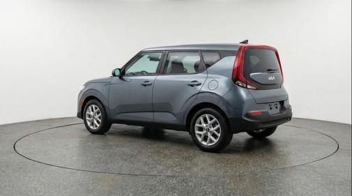 Gravity Gray 2025 Kia Soul LX