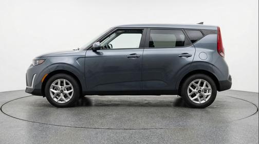 Gravity Gray 2025 Kia Soul LX