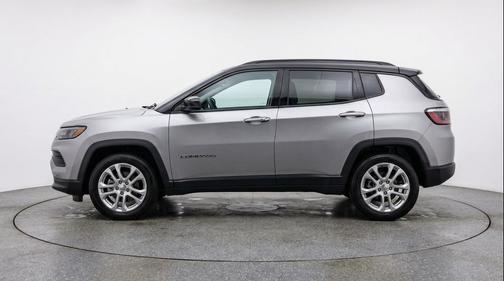 Silver Zynith Metallic Clearcoat 2025 Jeep Compass Limited