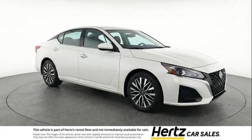 Glacier White 2025 Nissan Altima SV FWD