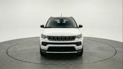 Bright White Clearcoat 2025 Jeep Compass Limited