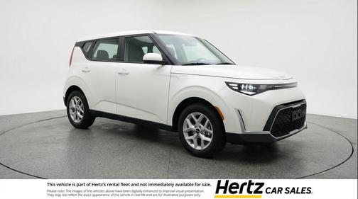 Snow White Pearl 2025 Kia Soul LX