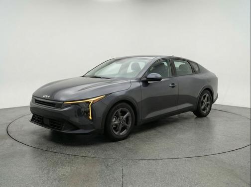 Interstellar Gray 2025 Kia K4 LXS