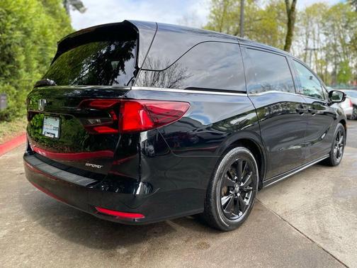 2023 Honda Odyssey Sport