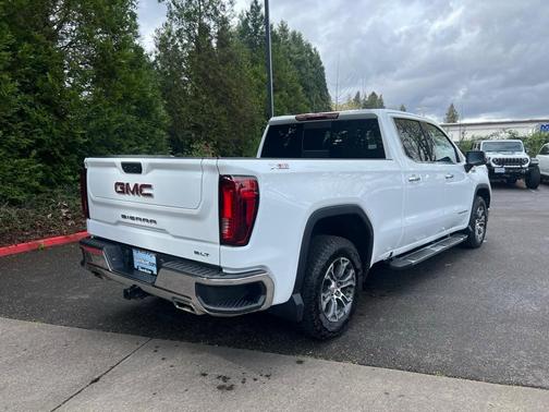 2023 GMC Sierra 1500 SLT