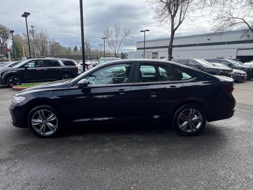 2023 Volkswagen Jetta 1.5T SE