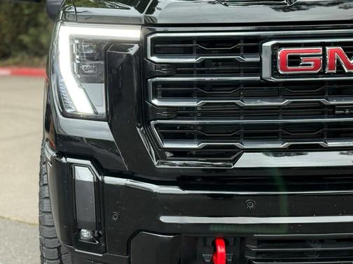 2024 GMC Sierra 3500 AT4