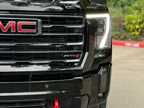 2024 GMC Sierra 3500 AT4