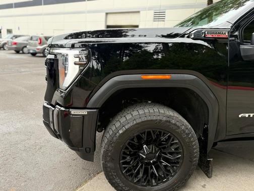 2024 GMC Sierra 3500 AT4