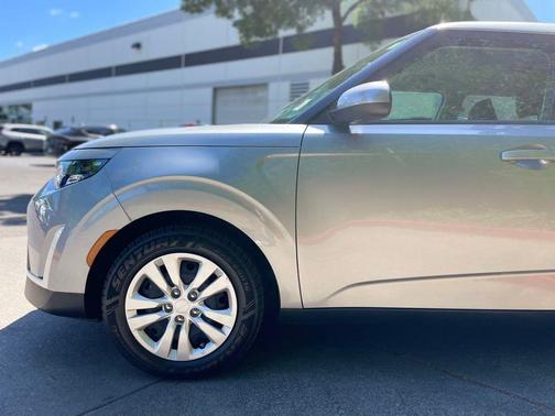 Steel Gray 2023 Kia Soul LX