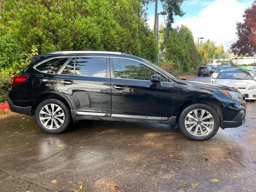 2018 Subaru Outback 2.5i Touring