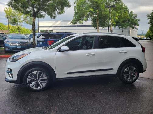 2022 Kia Niro EV EX