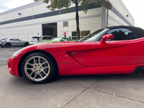 2003 Dodge Viper SRT-10