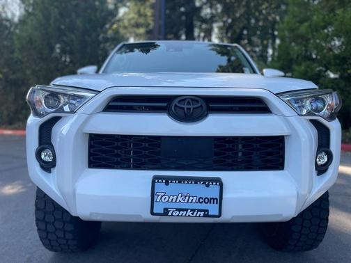 2022 Toyota 4Runner SR5